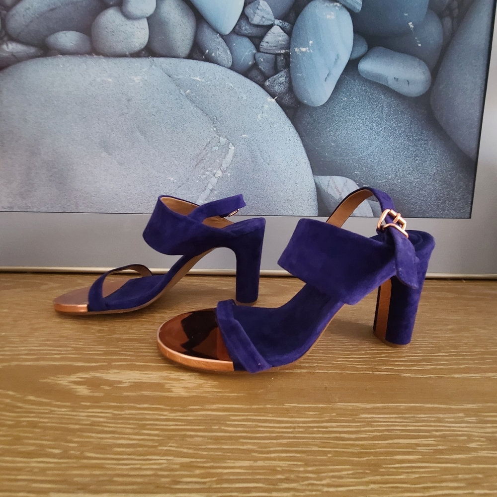 Veronique Branquinho Purple velvet heels